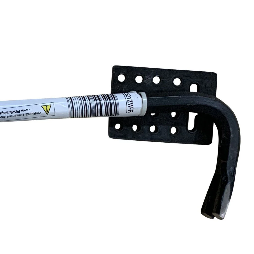 12 Inch Wrecking Bar - Image 2