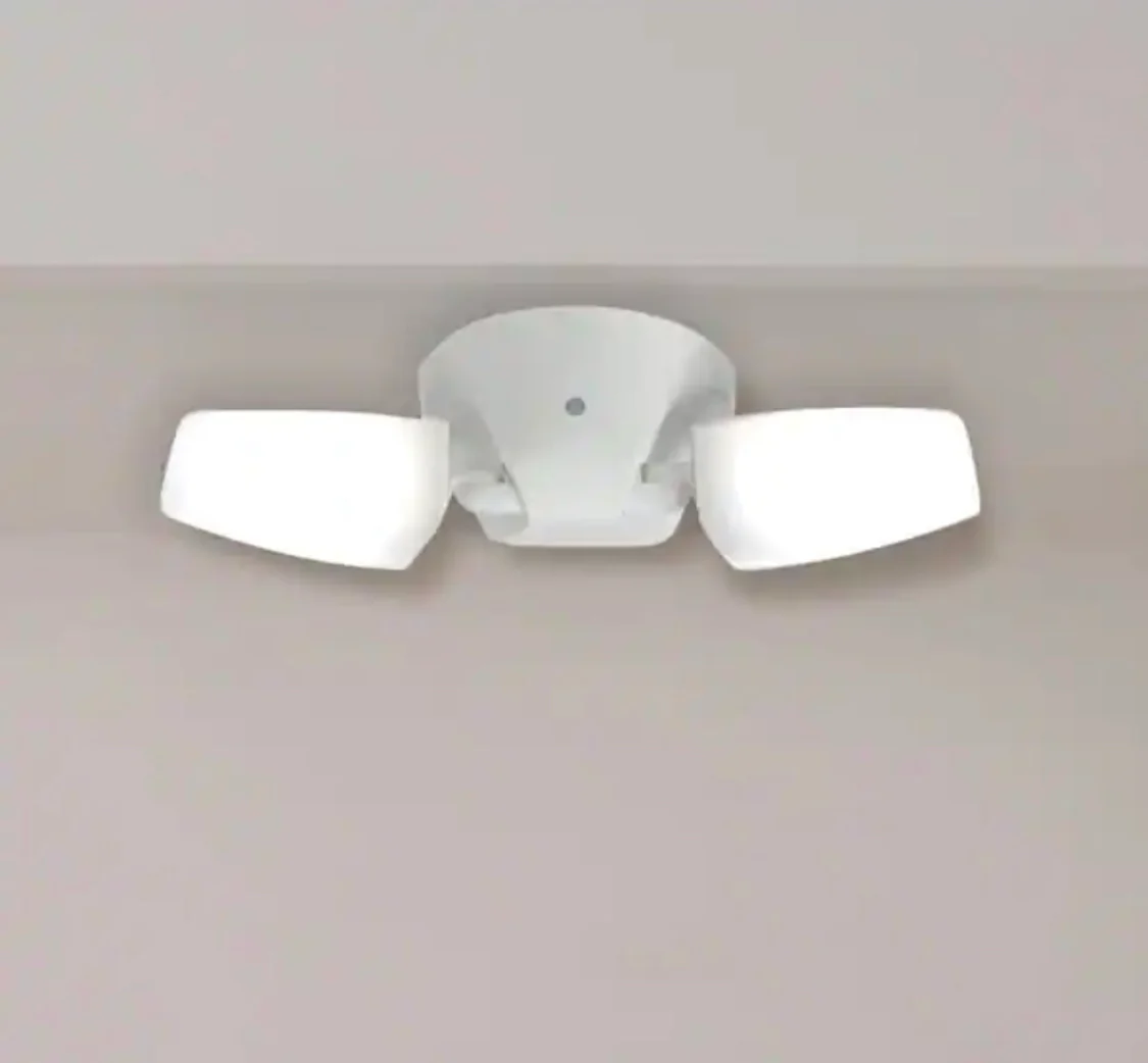 Halo FT 60-Watt 180° White Outdoor Integrated LED Flood Light with Dusk to Dawn - Damaged Box - Image 6