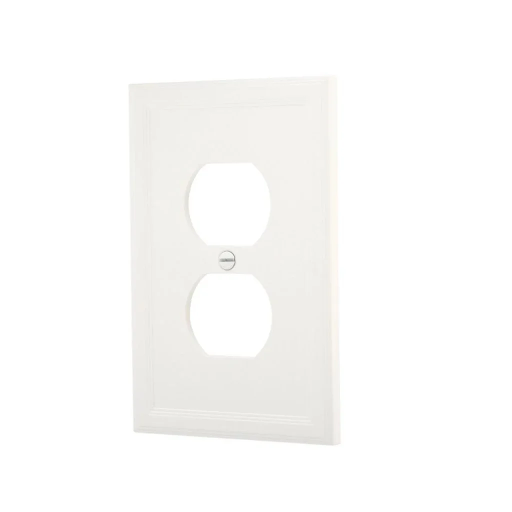 Hampton Bay 1 Gang Duplex Wall Plate Bright White Damaged Box - Image 2