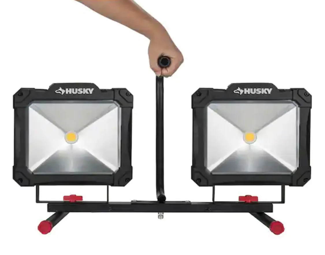 Husky 10,000-Lumen Twin-Head LED Work Light - Damaged Box - Image 3