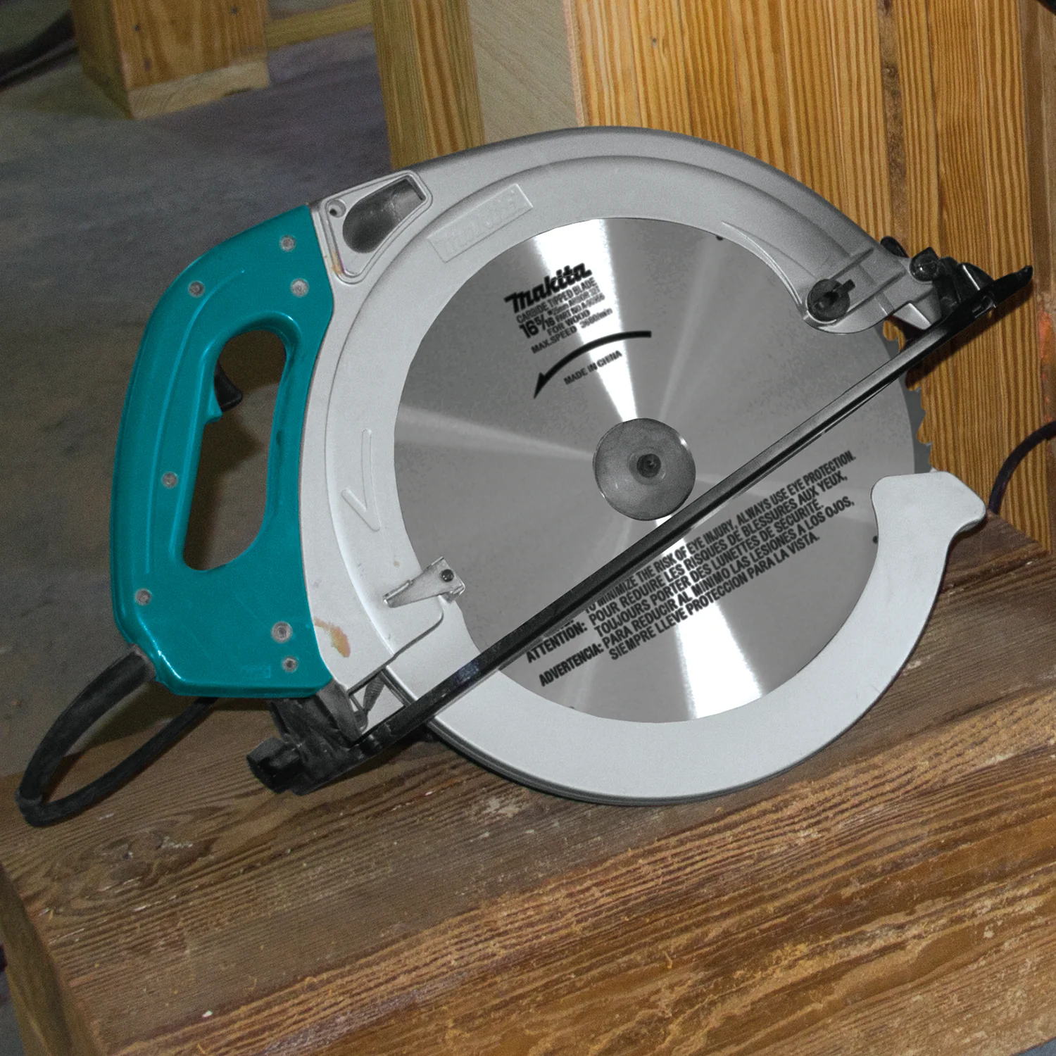 Makita 16 5/16 Inch Circular Saw Factory Serviced - Image 3
