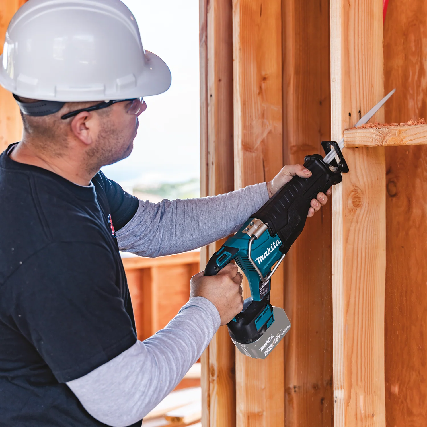 Makita 18V LXT Lithium Ion Brushless Cordless Recipro Saw Tool Only Factory Serviced - Image 7