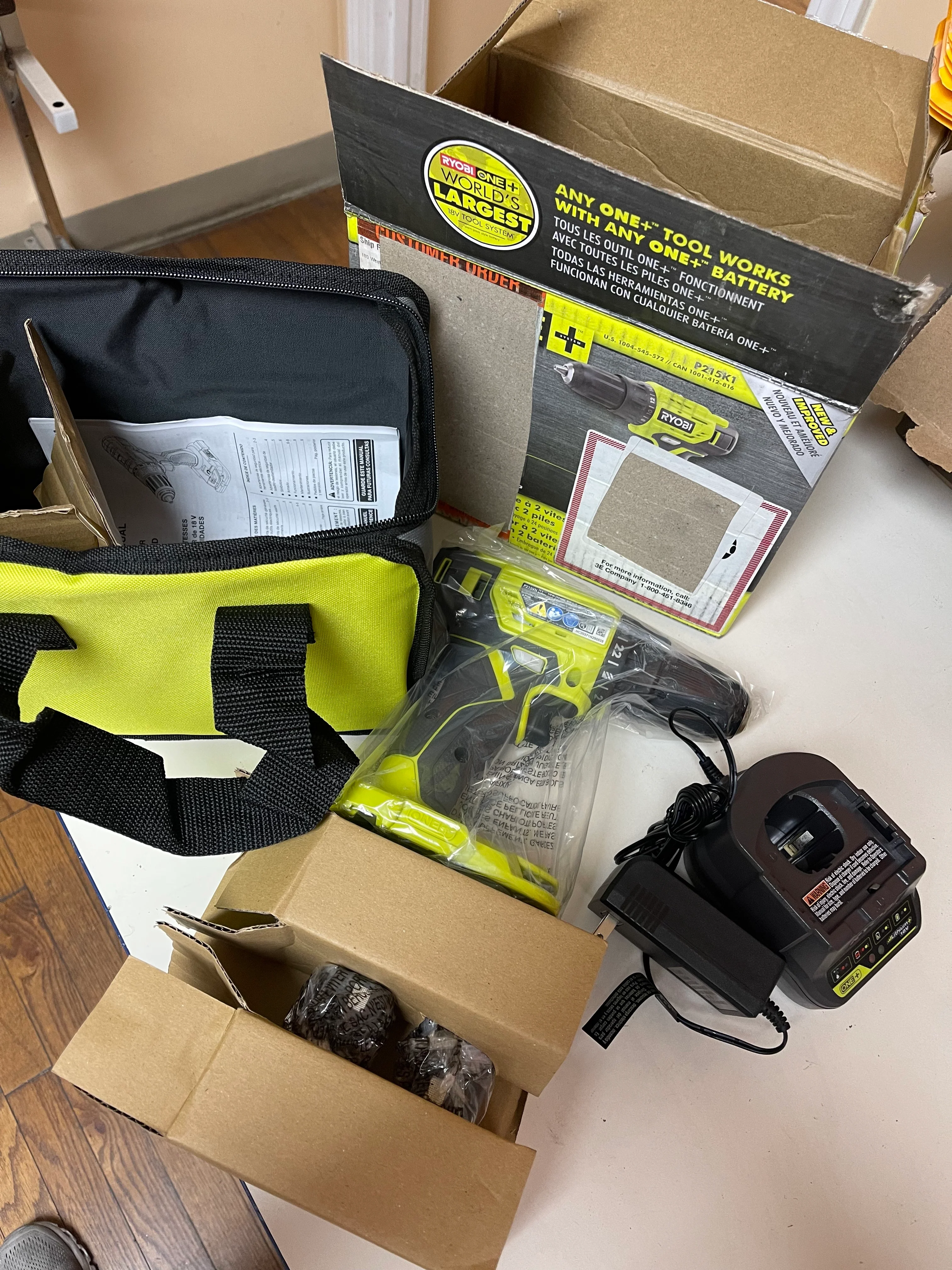 Ryobi One Plus 18V 2 Speed 1/2in Drill/Driver Kit With 2 Batteries Damaged Box - Image 2
