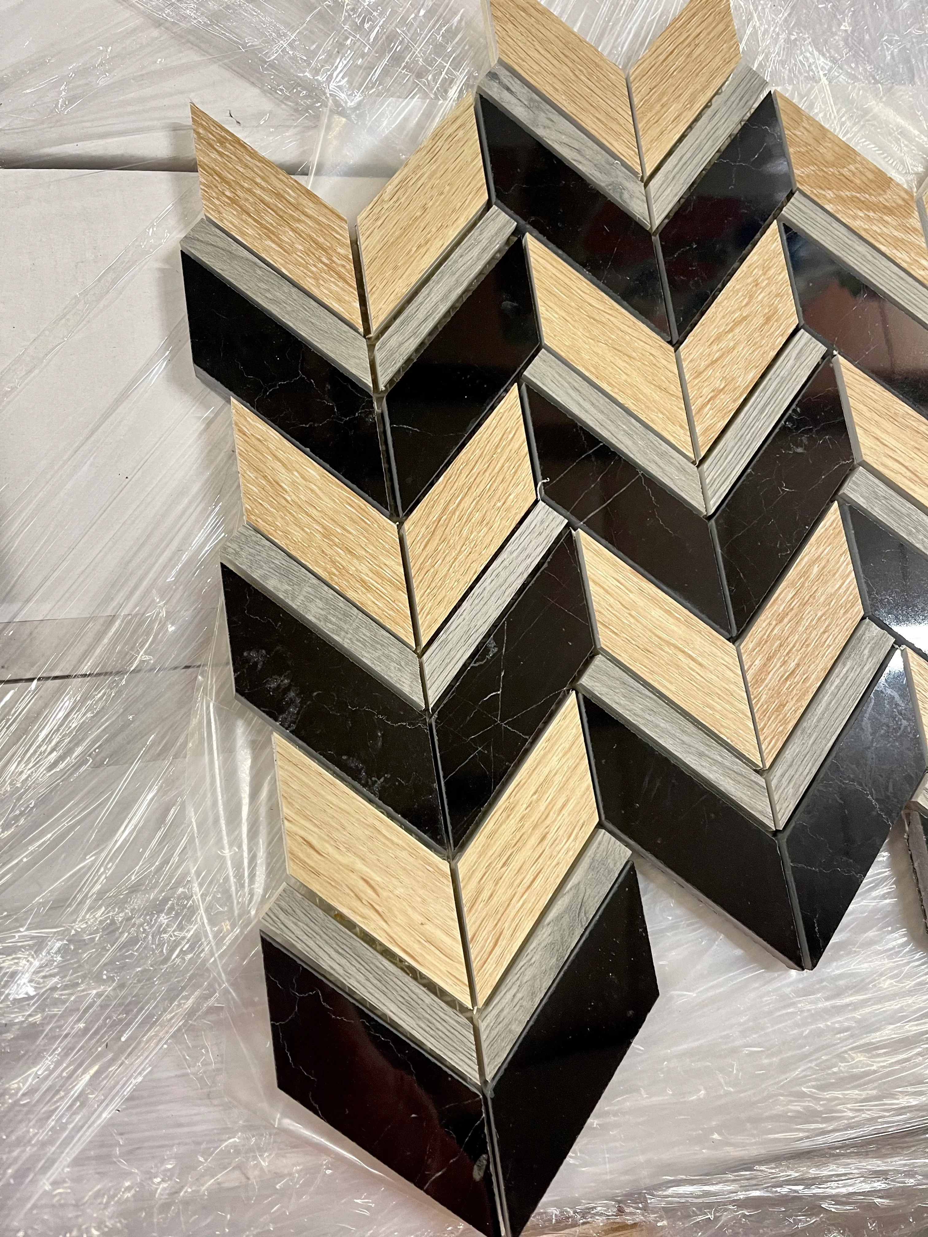 Soci Mosaic Tile Riser Pattern Bourbon Blend Tile (Sold By The Box) - Image 2