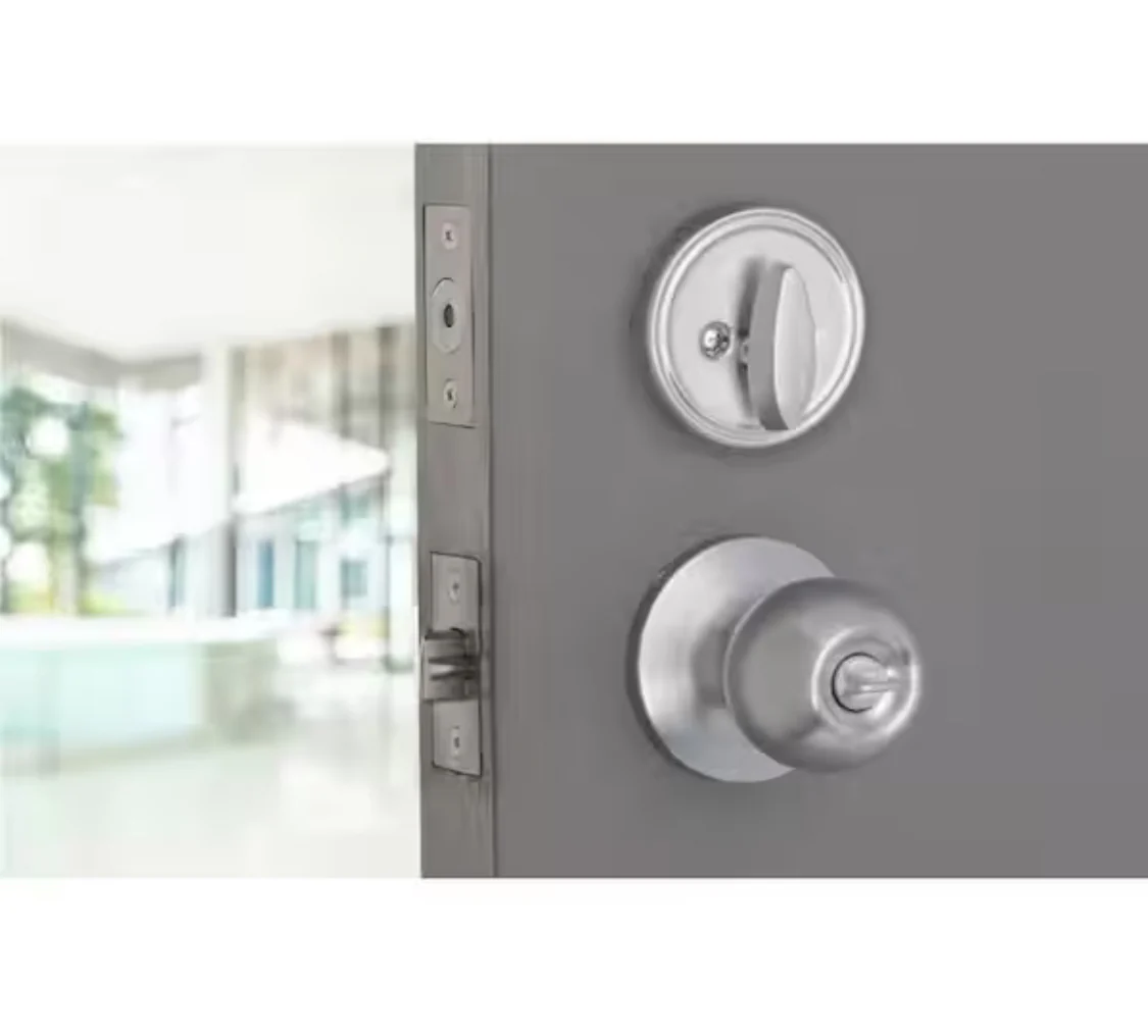 Universal Hardware Universal Hardware Light Duty Commercial ANSI Grade 2 Entry Knob and Deadbolt UL 3-Hr Fire, Keyed Alike Satin Chrome - Image 2